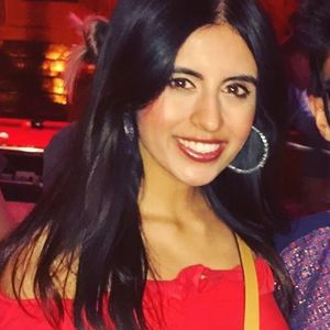 Meet your Posher, Hira